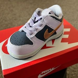 Toddler low top Nike dunks